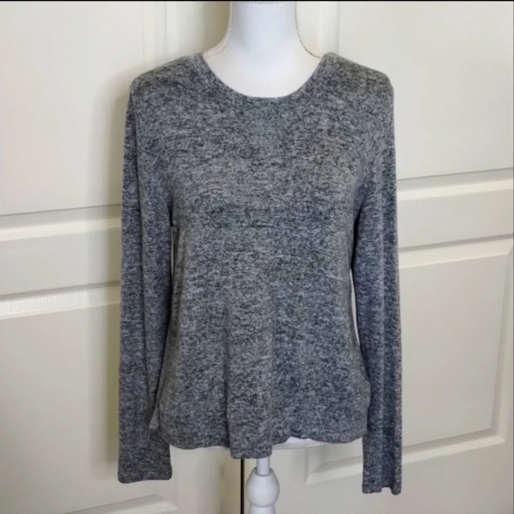 anthropolohie COA Super Soft Knit Top heather gray size 1 Small